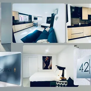 https://casa-afrodita-1.1costadelsol.com