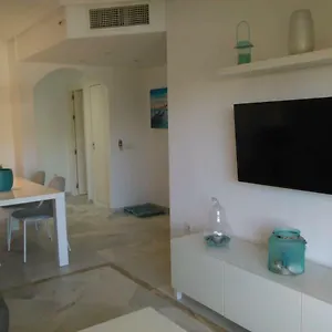 https://puerto-banus-marbella.es-andalucia.com